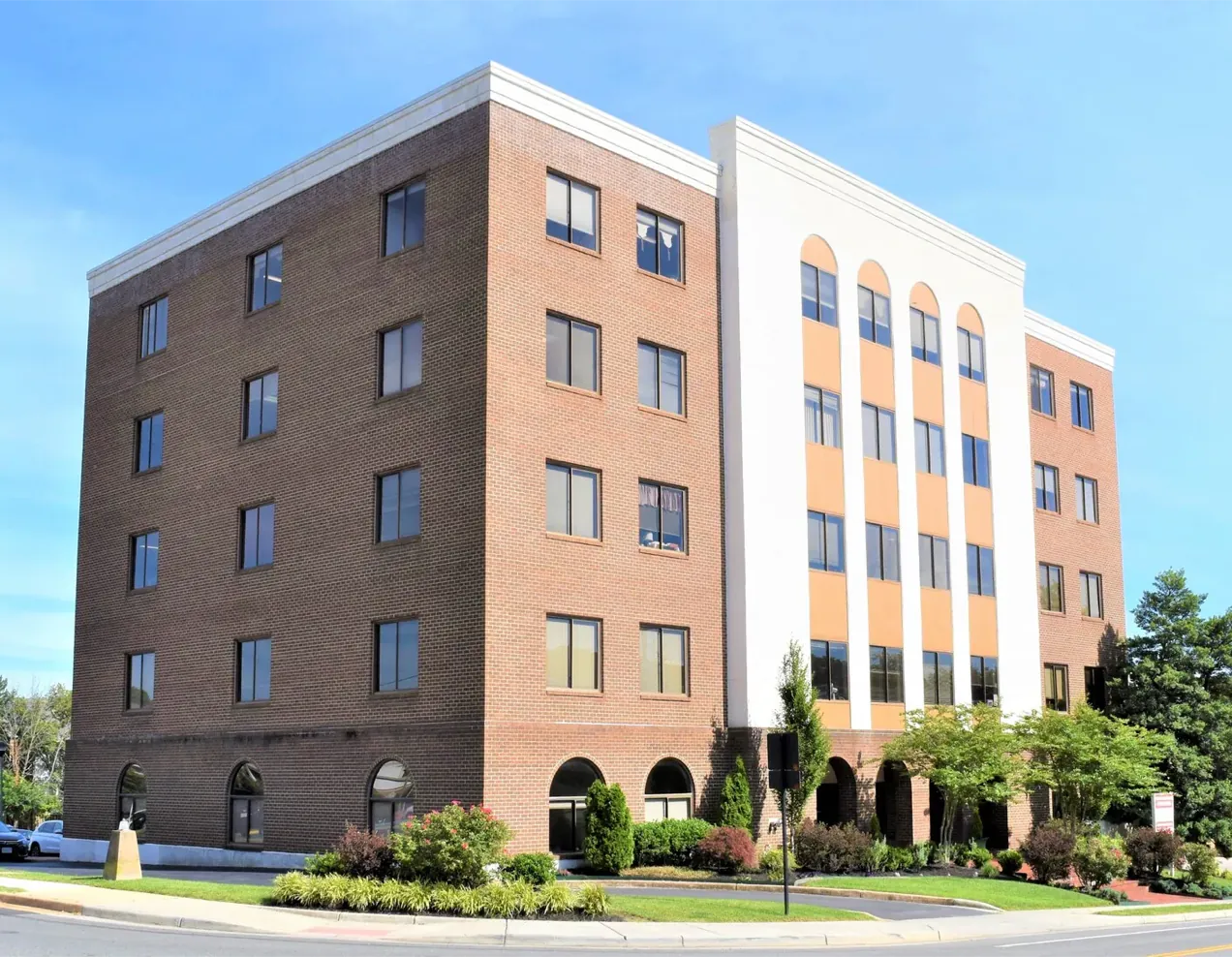 Immigration Law Plus office building on University Drive in Fairfax, Virginia