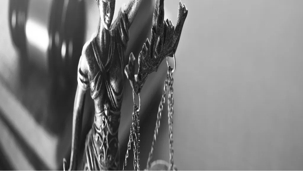 Statue of Lady Justice holding the scales